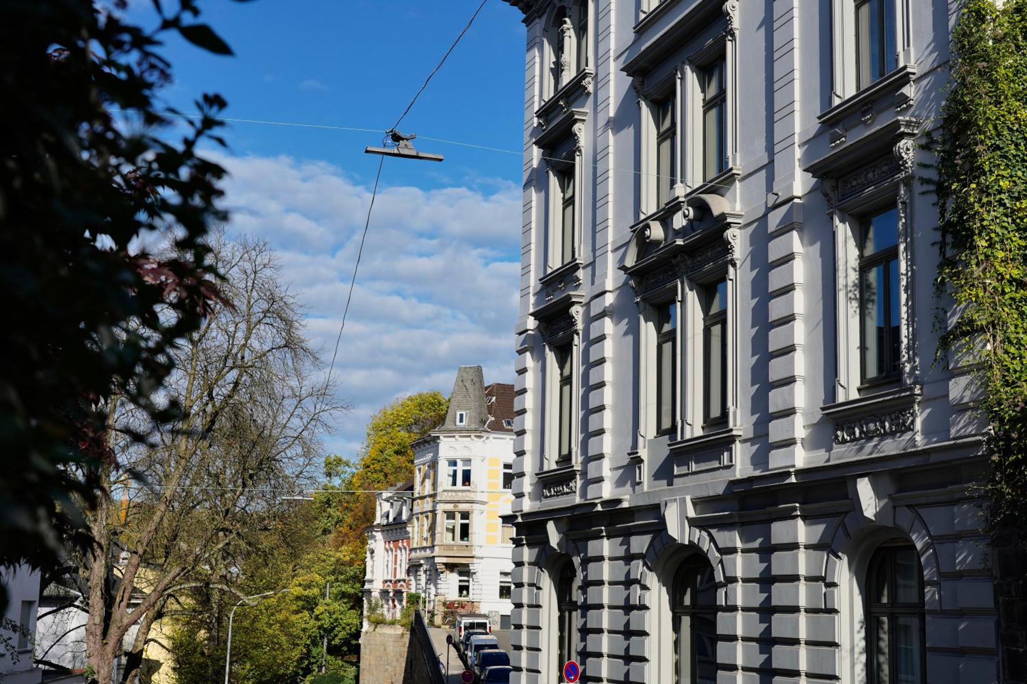 Apartamento Luxurioeses Altbau Im Szenenviertel Wuppertal Exterior foto